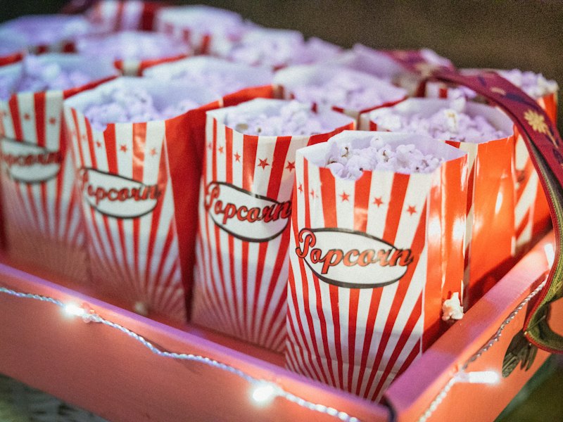 White and red plastic packs